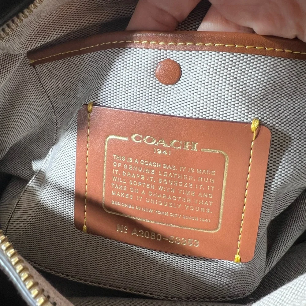 Coach 1941 Harmony Hobo In Colorblock NWT - Picture 14 of 17